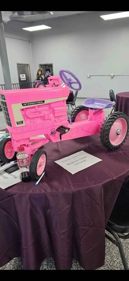 Ford 8N Diecast Wide Front "BLACKOUT" Pedal Tractor NIB! 1 of 30 Special Ed Made - Image 4 of 4