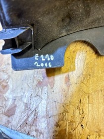 Mercedes E270 CDI 2.7 OM647 W211/S211 Engine Cover Trim A6470100367 (02-05/03-05
