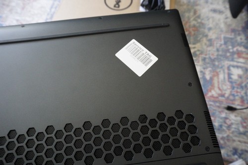 Portátil Alienware M17 Ryzen Edition R5 Ryzen 7 6800H 16 GB RAM RTX 3070ti SSD de 1 TB - Imagen 6 de 14