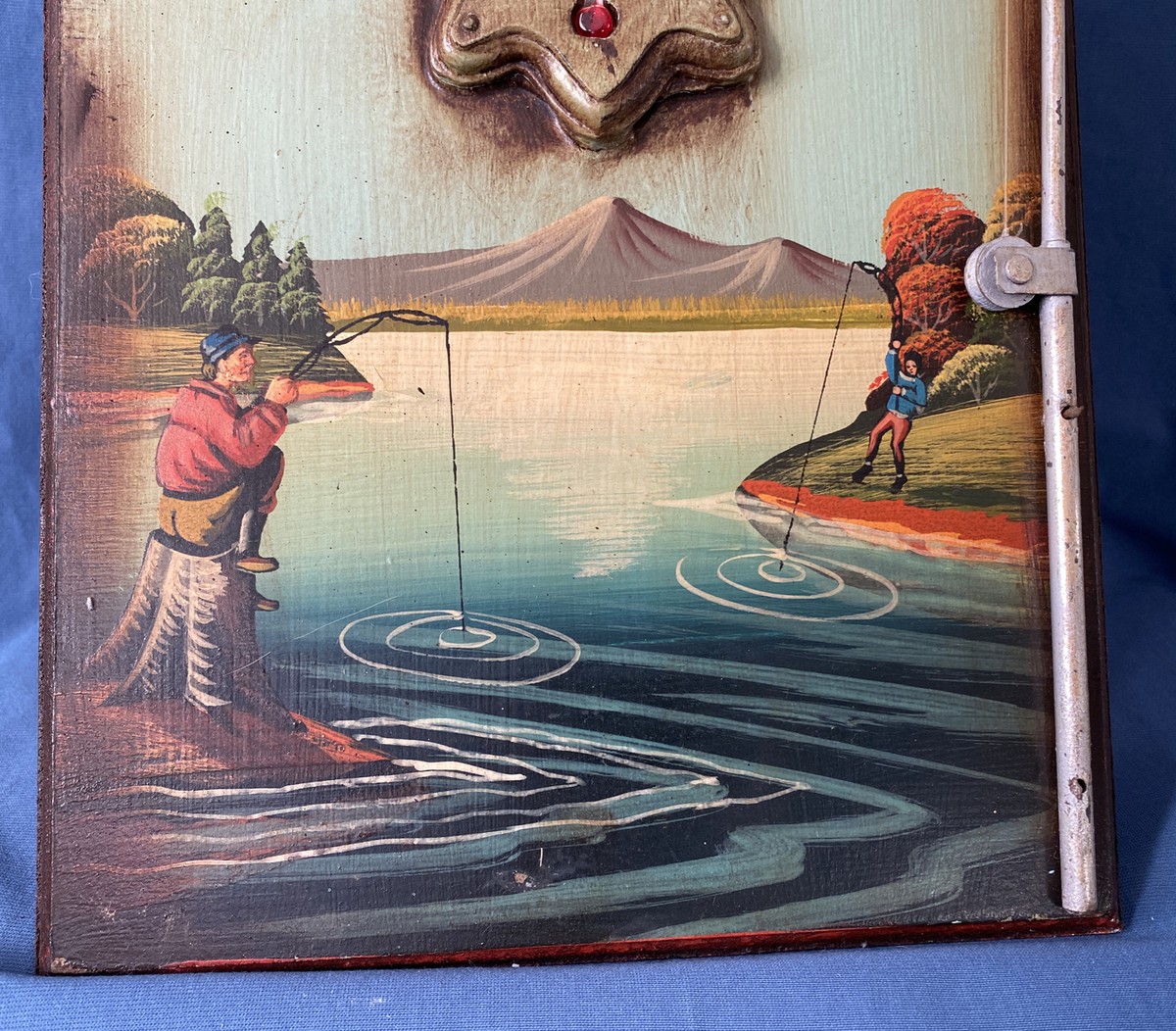 Vieille plque poisson en cuivre En vente sur 1stDibs