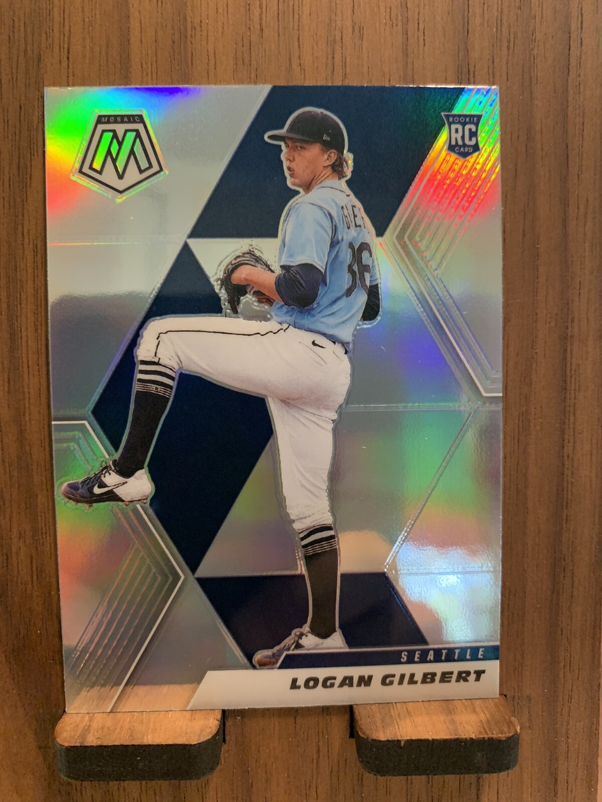 LOGAN GILBERT 2021 PANINI MOSAIC #287 SILVER PRIZM ROOKIE