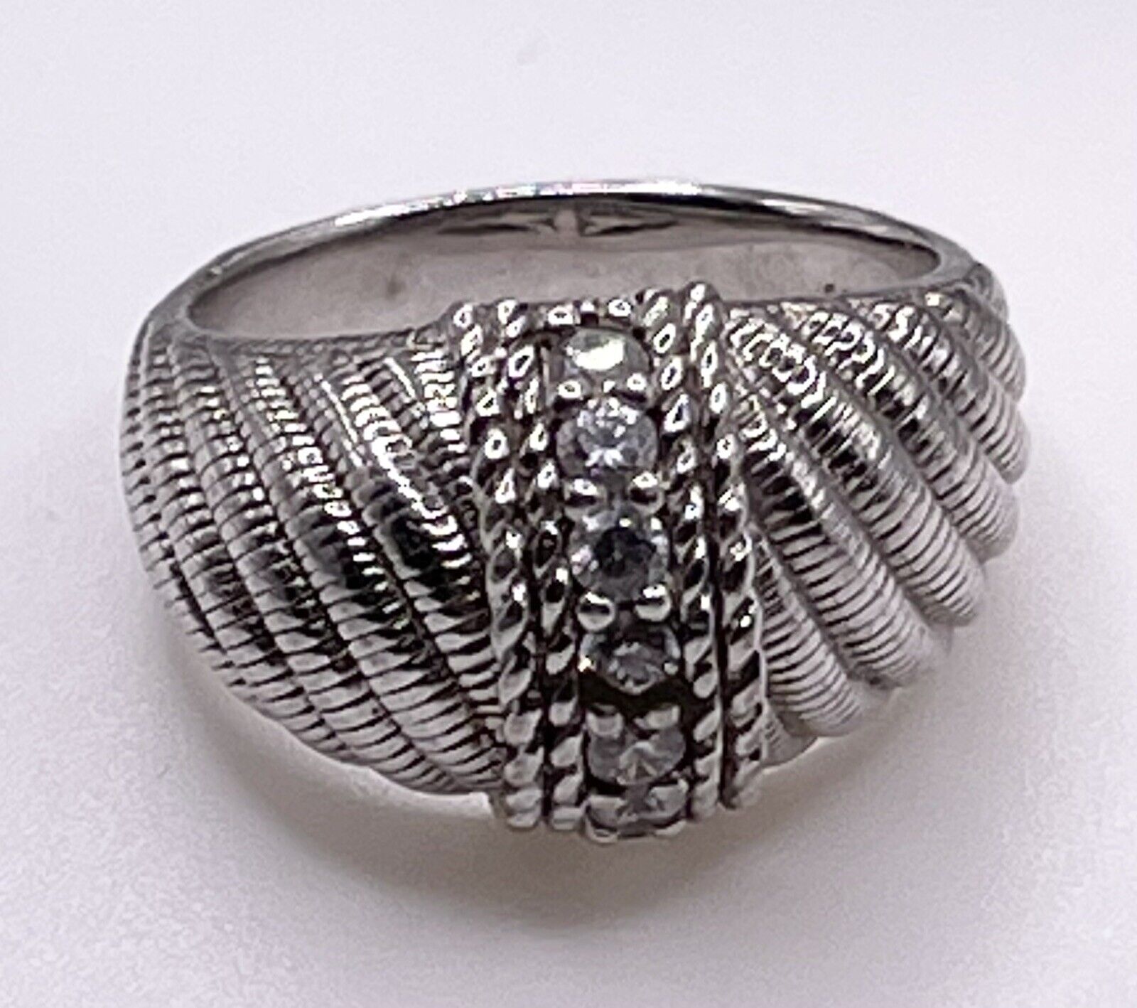JUDITH RIPKA Sterling Silver 925 Diamonique CZ Twisted Cable Band Ring Size 8