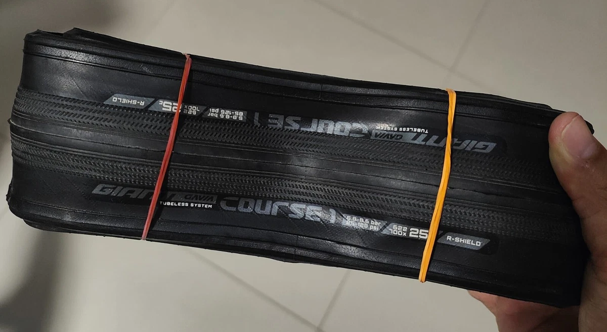 Giant gavia ac 1 tubeless best sale 700x25c