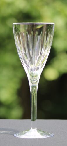 Waterford Crystal Kirin Wine Glass Goblet, Distinct Vertical Cuts, 8.38", Mint - Picture 3 of 5
