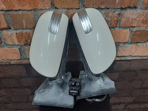JDM AUTO FLIP FOLD 1 Pairs Toyota Vitz NCP91 SCP90 SIde Door Mirror Lamps Lights