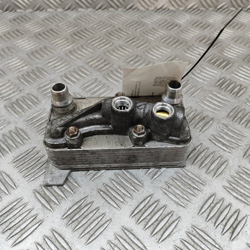 MERCEDES-BENZ C T-Modell S205 Ölkühler A0995001900 1.6 Benzin 115kw 28483931