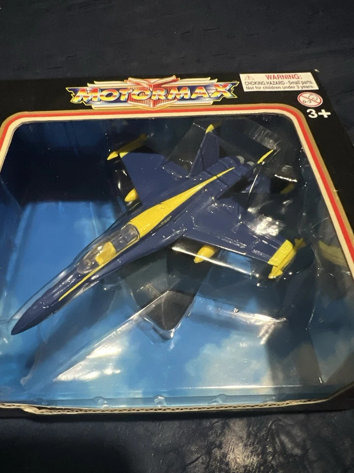 Motor Max, Famous Fighters, F-18 Hornet, Diecast & Plastic Model W/stand. - Image 2 of 4