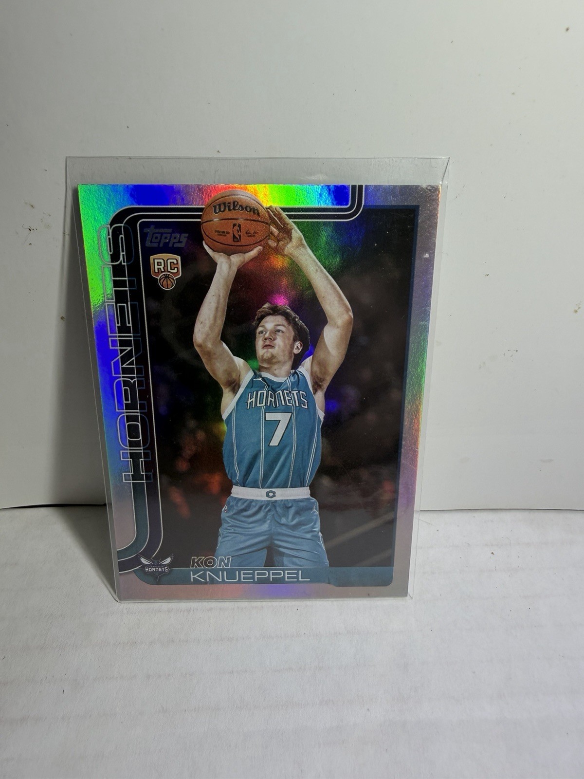 Topps 2025-26 Kon Knueppel Rainbow Foilboard RC #204 Charlotte Hornets