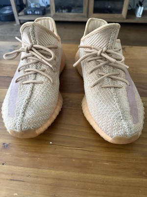 Clay Yeezy 350 s size 10.5