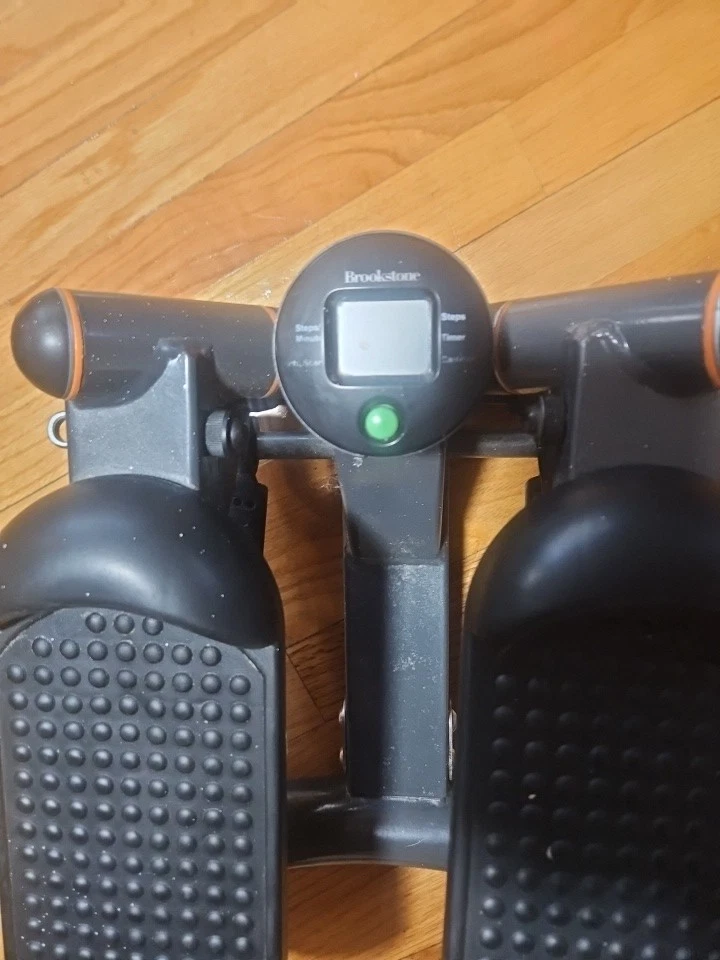 Broikstone twist and step pro-form mini stepper .  - Image 3 of 3