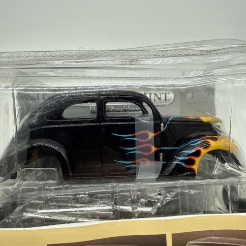 TESTORS 1/24 Ultra Detail Platinum 1937 Ford Custom Diecast Kit NEW in Box - Picture 2 of 6