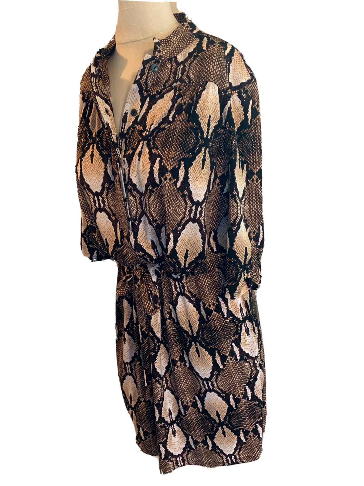 WHBM Python Snake Print Half Sleeve Pullover Dres… - image 5