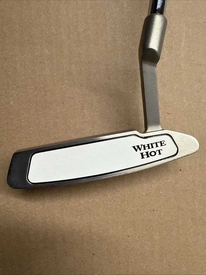 Putter para mujer Odyssey Golf blanco caliente # 6 hojas 35" diestro Foto 4 de 4