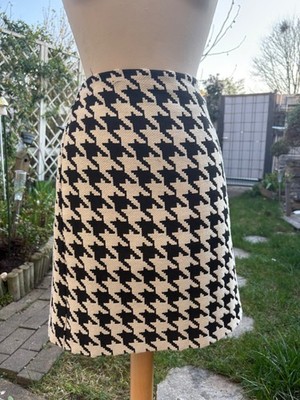 Damenrock Hallhuber 42 hochwertig A-Linie schwarz-creme Bwolle, Futter, Wie Neu 
