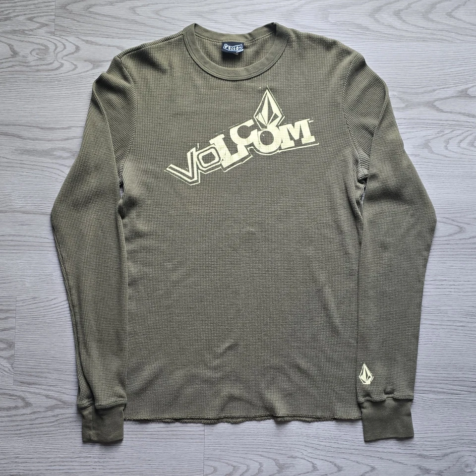 Camisa De Colección Y2K Volcom Manga Larga Tejido Gofre Térmica Verde Hombres M Logo Patín Foto 2 de 4