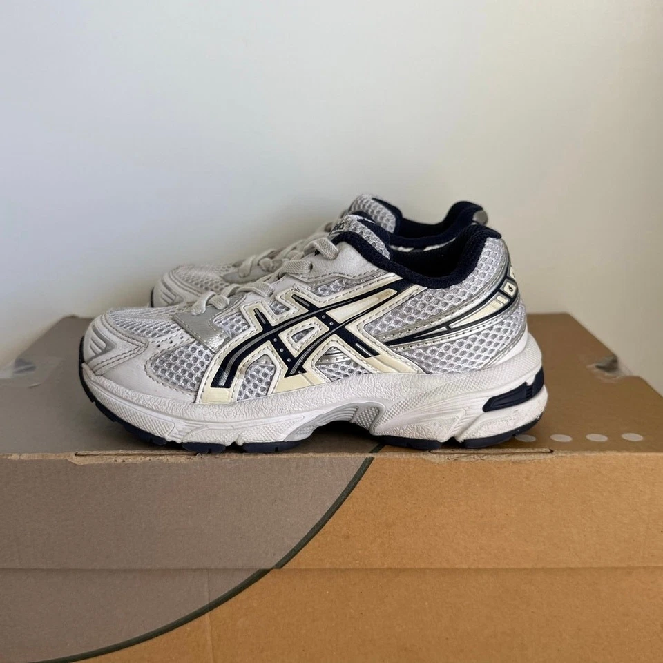 ASICS Gel-1130 Navy/White/Silver Kids Sneakers- SZ 12 C - Image 2 of 4