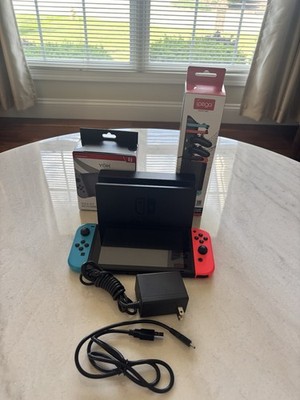 Nintendo Switch Bundle Neon Red/Blue   Tested   Includes Joy Cons & Charger