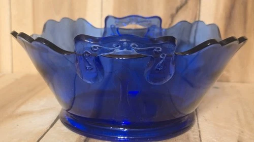 Vintage L. E. Smith 1930s Depression Cobalt Blue Serving Bowl Handles Shield