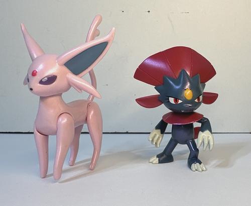 Seltene Pokemon Battle Figur ESPEON Wicked Cool Toys 2020 Poseable 3" + Weavil Figur