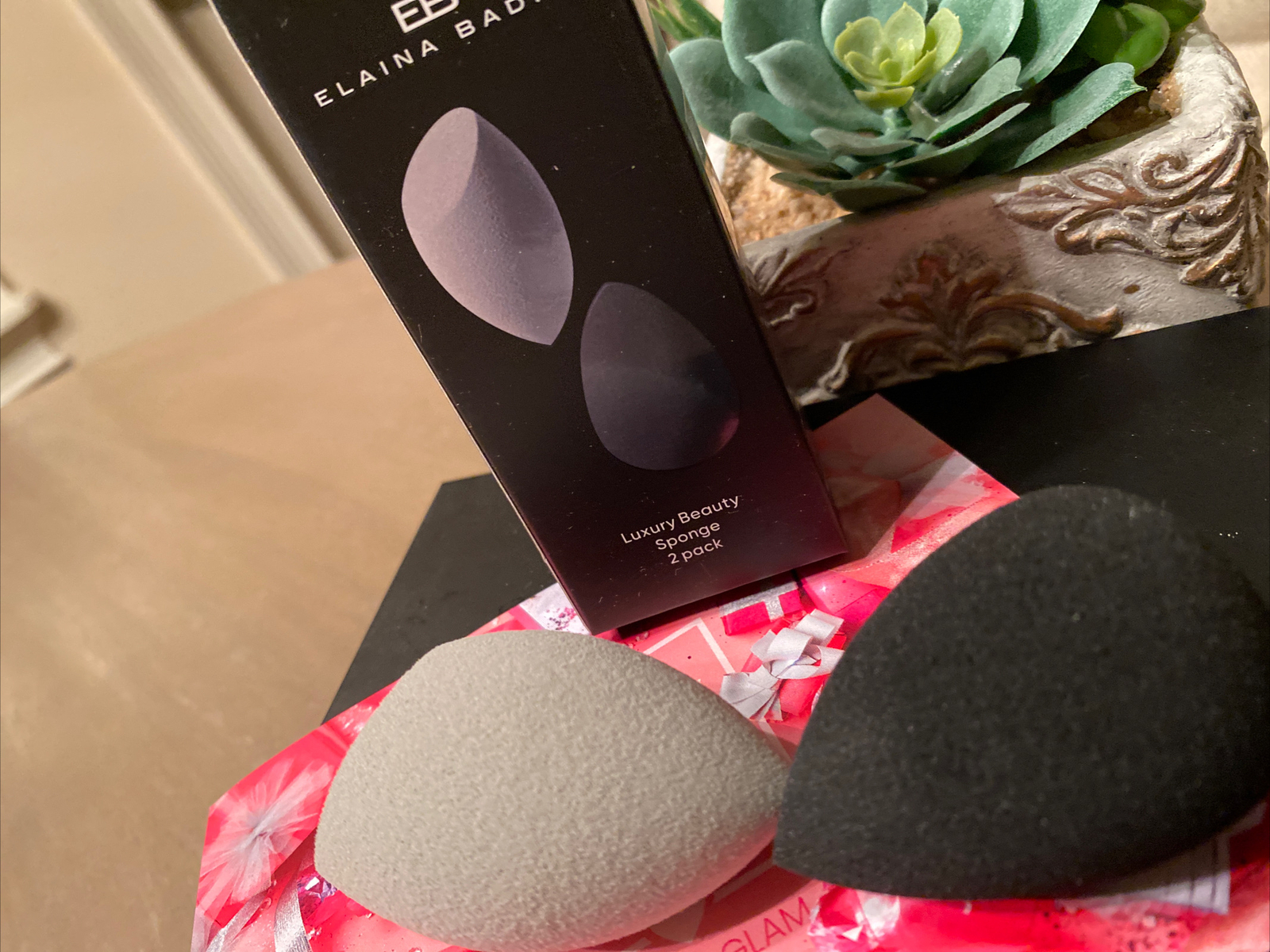 Elaina Badro Luxury Beauty Sponge for flawless complexion 2 pack NEW IN BOX