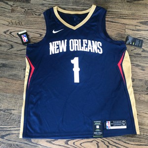 nike pelicans