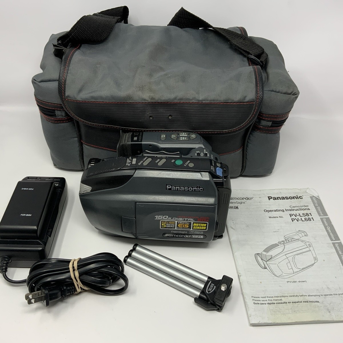 Panasonic PV-L581D Camcorder Palmcorder VHSC 2 Batteries Charger 5