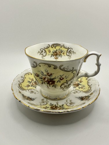 ROYAL ALBERT Fine Bone China SEPTEMBER LIED Teetasse Untertasse