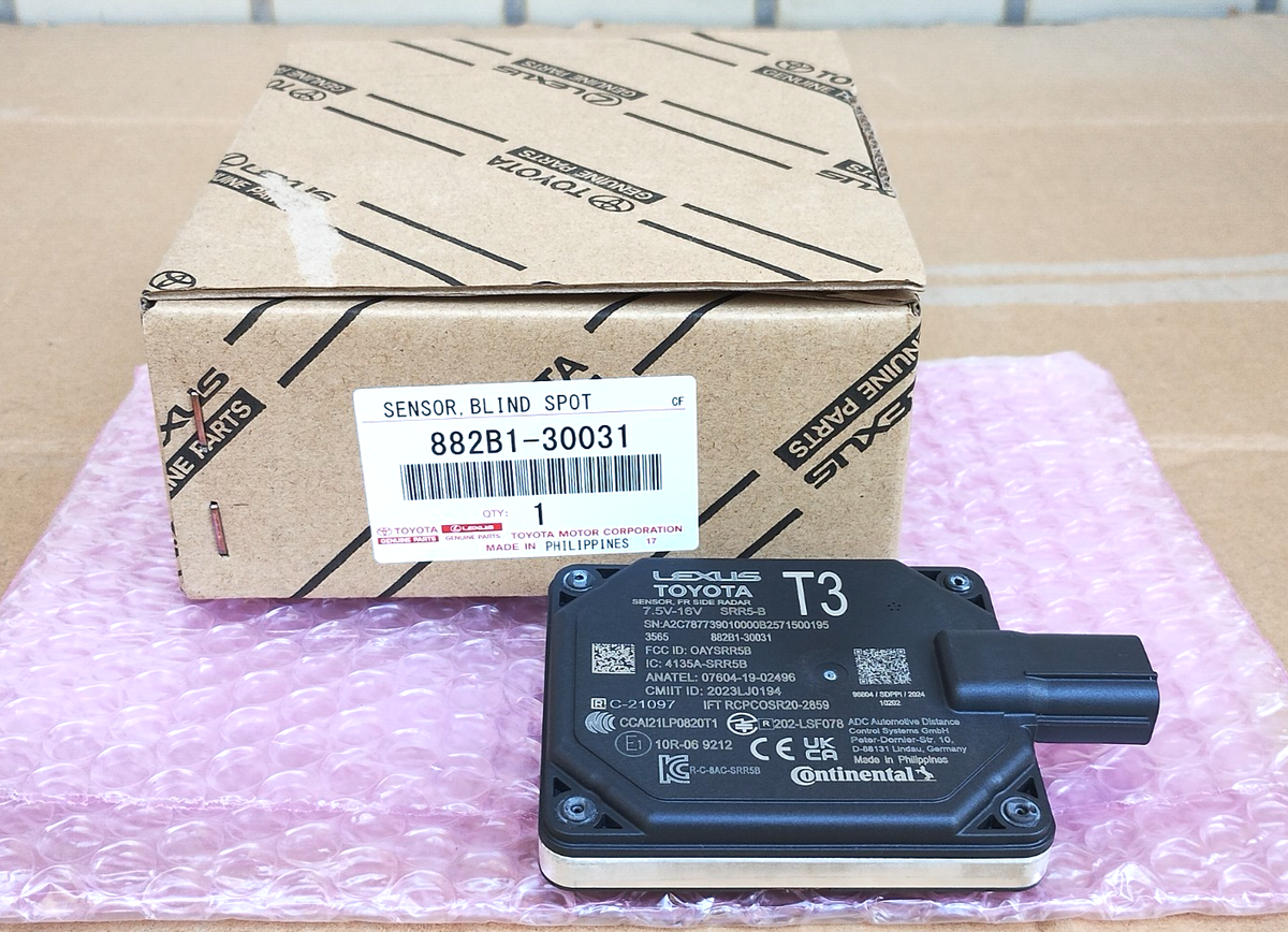 882B1-30031 Toyota Lexus Genuine Blind Spot Radar Sensor Module