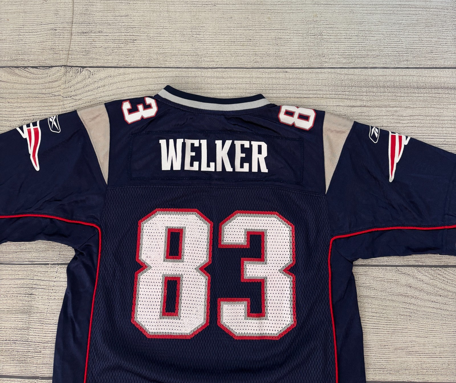 WES WELKER #83 NEW ENGLAND PATRIOTS Youth Large Reebok On Field NFL Home Jersey thumbnail 7