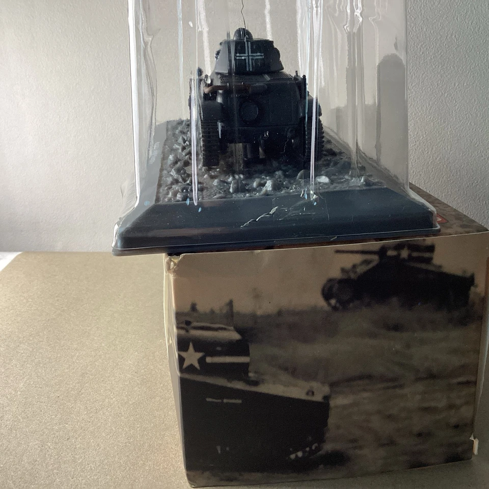 Altaya 1/43 , Collection Char de Combat , Pz.kpfw. 35 R 731 - Photo 4/4