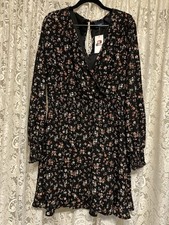 Daytrip Black Floral V-Neck Surplice Ruffle Hem Dress Size Medium