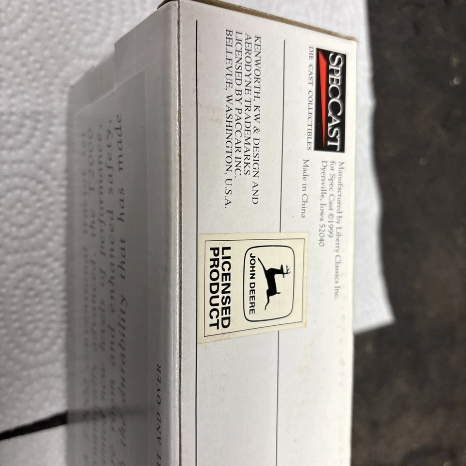 1/64 SpecCast Kenworth T2000 John Deere Semi Truck DieCast - Image 4 of 4