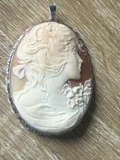 Cammeo Raffigurante Dama