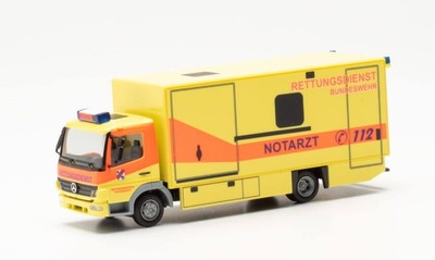 HERPA, MERCEDES-BENZ Atego 04 Notarztwagen der Bundeswehr, 1/87, HER747011