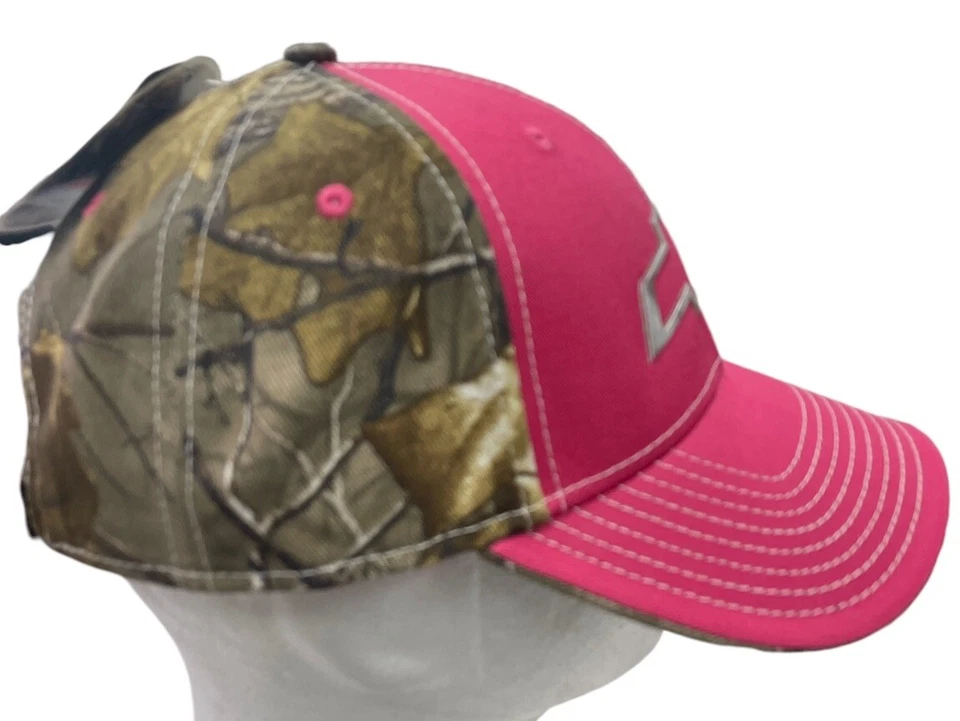 NWT Ladies Pink Chevrolet Chevy Bowtie Realtree Camo Adjustable Cap Hat - Image 4 of 4