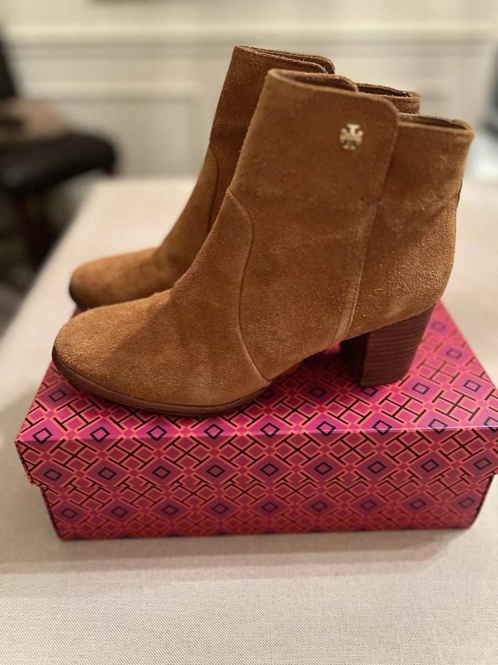 Botines de gamuza marrón para mujer Tory Burch Sabe al tobillo talla 8 en excelente estado Foto 3 de 4