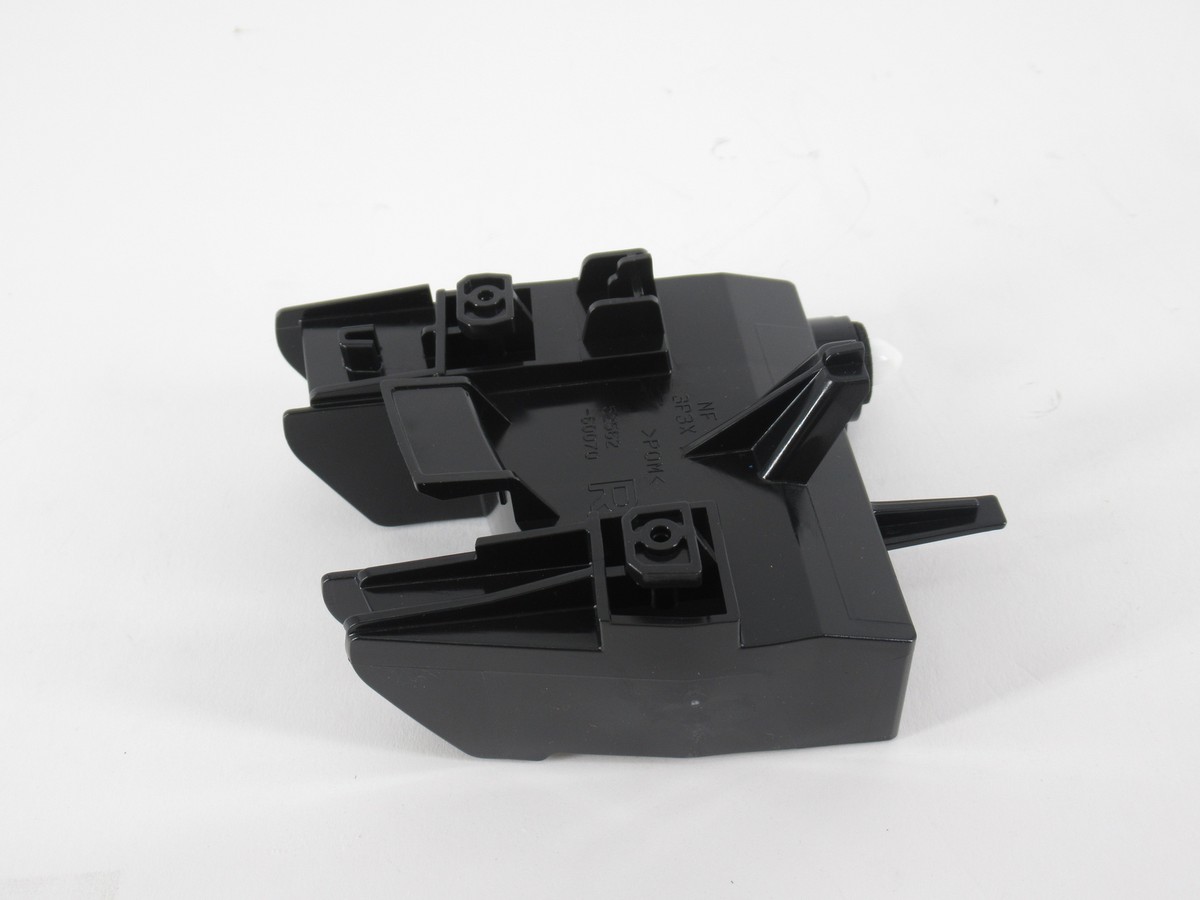 Genuine OEM Toyota Lexus 52562-60070 Tail Lamp Retainer Bracket RH