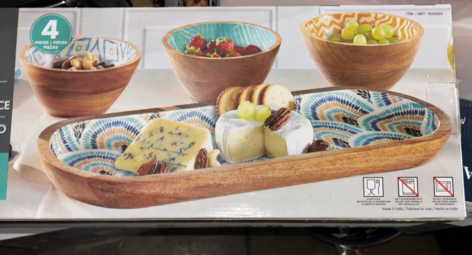 Mesa Inspired Living Mango Wood Printed Bowls w/Tray 4-Piece Serving Set