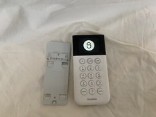 SimpliSafe Home Security System Original Wireless Keypad Remote White SSKP3 NICE