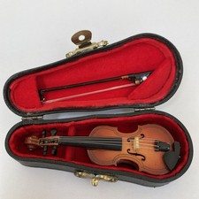 Replica Miniature Violin, Bow and Case - Non playing. Very Good Condition