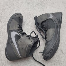 Nike Fury Shoes Mens 9 Black Dark Gray Mens Wrestling Boxing AO2416-010