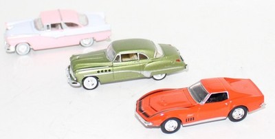 LOT OF 3 RACING CHAMPIONS 1956 FORD VICTORIA, 1949 BUICK RIVIERA, 1969 CORVETTE