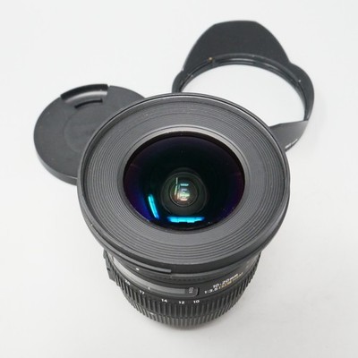 Sigma AF 10-20mm f3.5 EX DC HSM Lens Nikon F With Lens Caps And Hood
