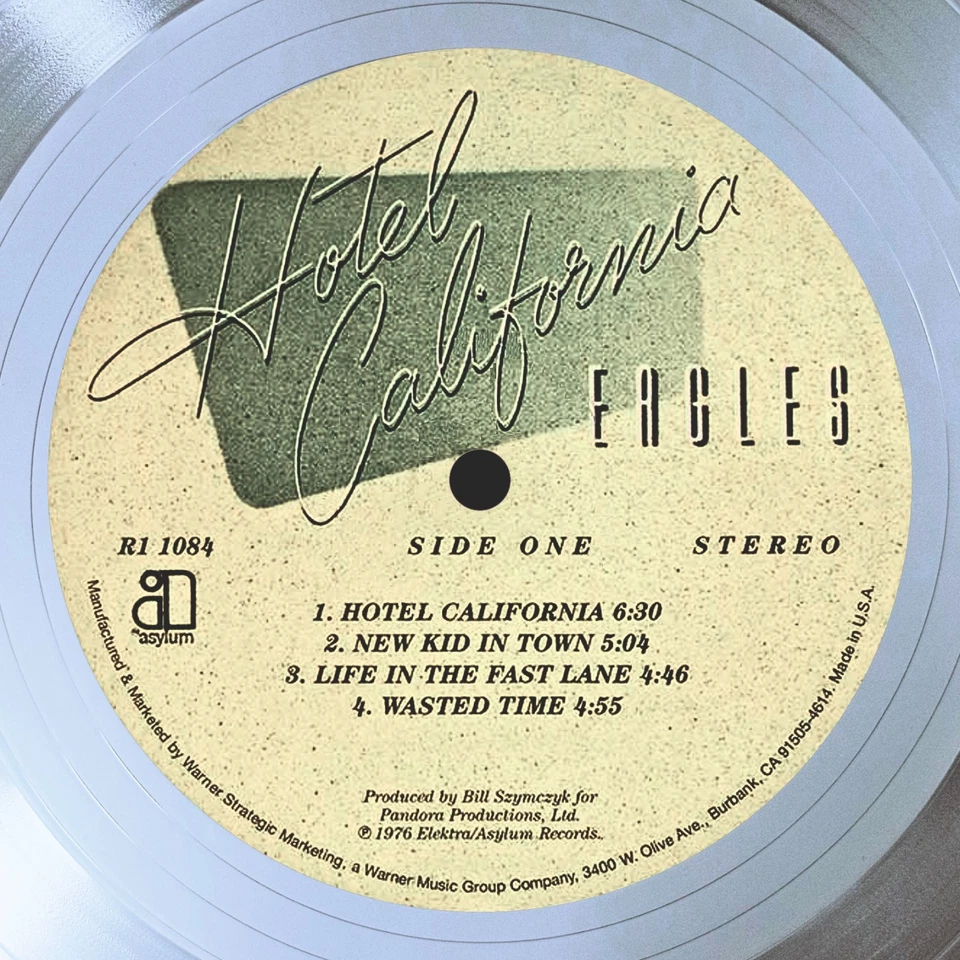 Eagles – Hotel California / LP Platinum 12 in / Souvenir in black fram / Rock - Image 2 of 4