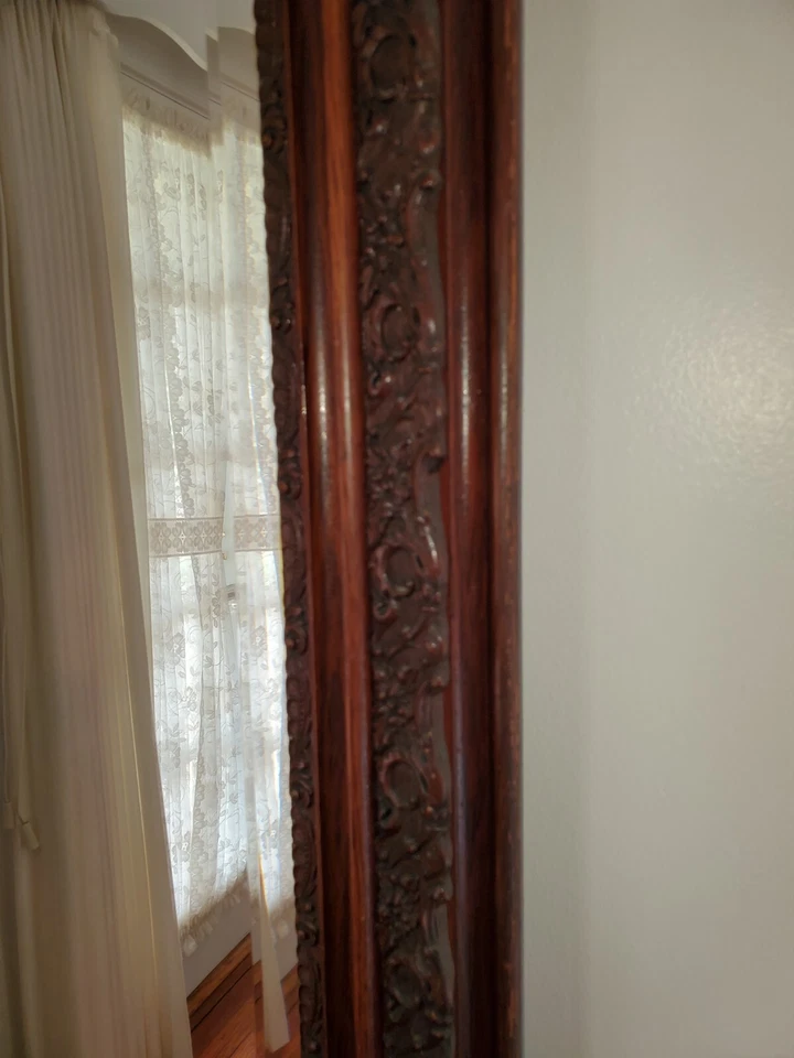 ANTIQUE VICTORIAN WALL MIRROR  1899, WALNUT WOOD AND PLASTER - Image 3 of 4