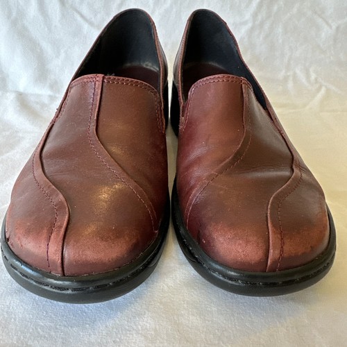 Clarks Women’s 8.5M Leather Shoes Burgundy Slip On Loafers 70426 - Picture 4 of 9