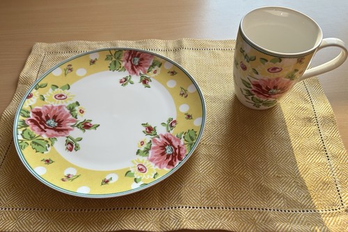 Hutschenreuther, 2 Kaffeebecher mit Teller, Springtime Flower, 0,36L, NEU! - Bild 12 von 14