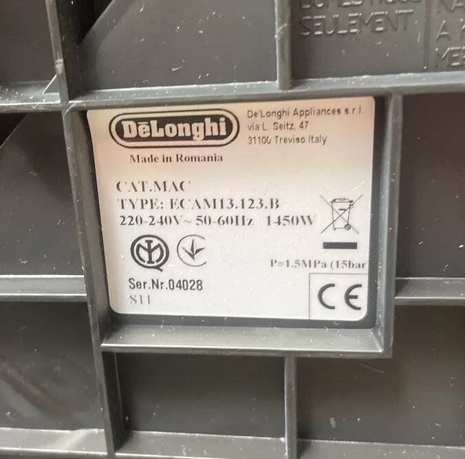 De‘Longhi ECAM13.123.B Fully Automatic Coffee Machine Great