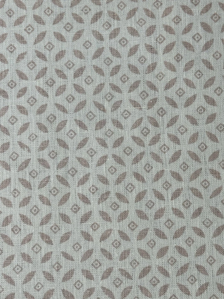 CLOTH & CLOVER London LULSLEY BLOCK MALLOW 手工印花 100% 亚麻织物 2 7/8 Y — 第 2/4 张图片