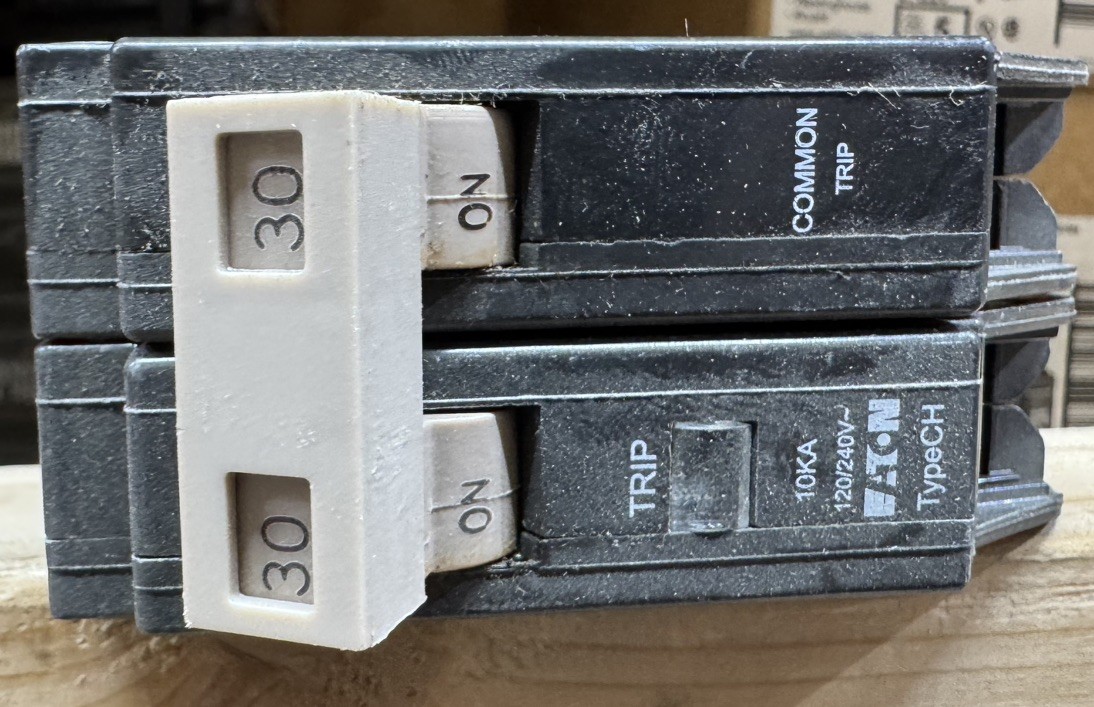 Eaton Cutler Hammer Circuit Breaker 30 Amp 2 Pole CHF230